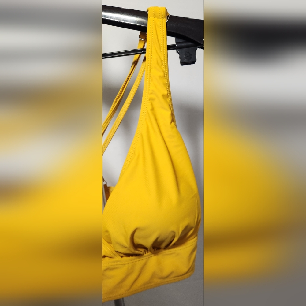 Summer Mae Yellow Crisscross Strap Bikini Top-Size 22 - Picture 5 of 10